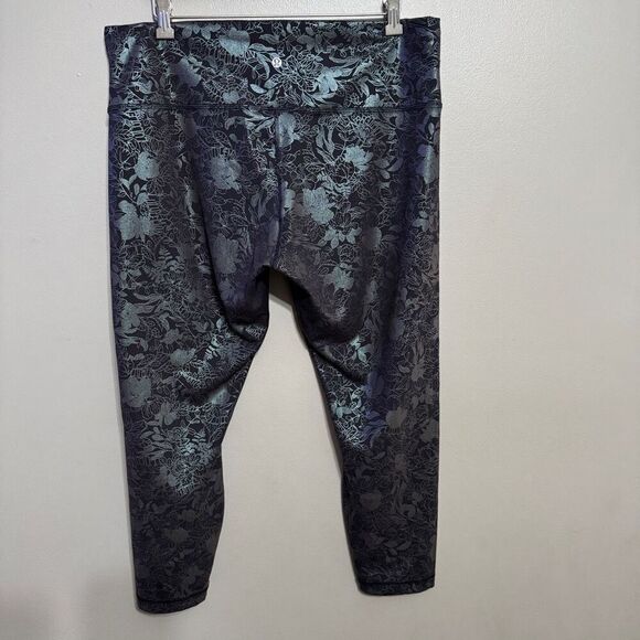 Lululemon Wunder Train High-Rise Tight 25" *Foil size 18 - Picture 3 of 7